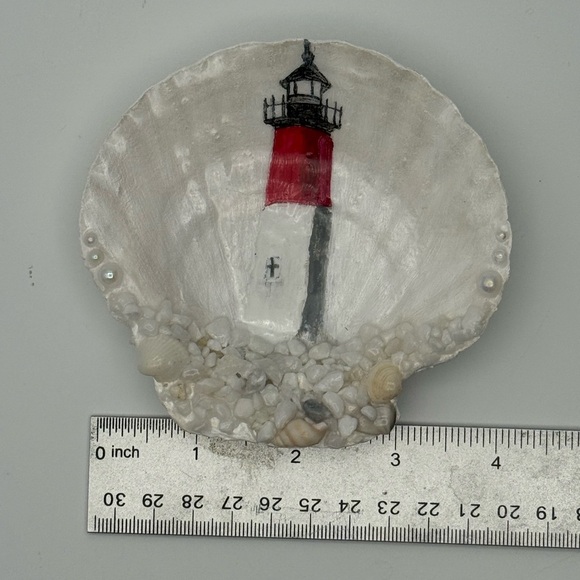 Hand painted Red Tower Lighthouse - Picture 5 of 7